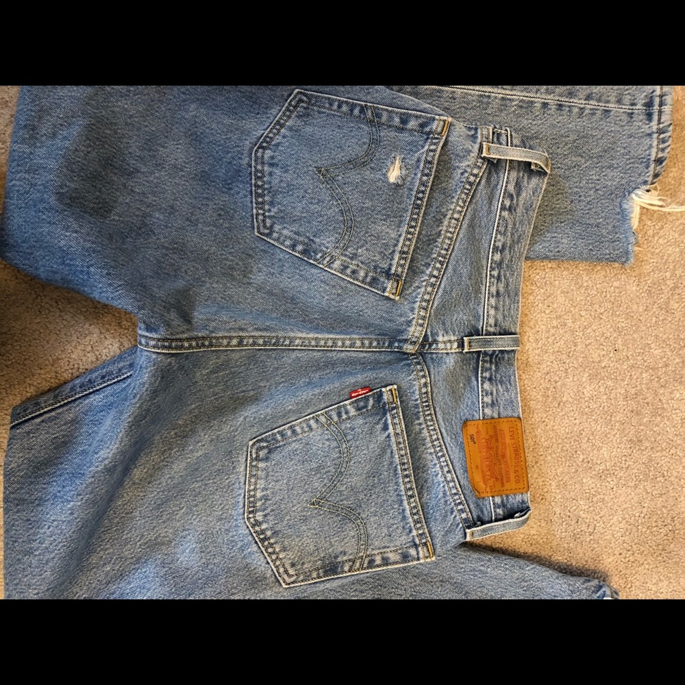 Levi 501 distressed jeans